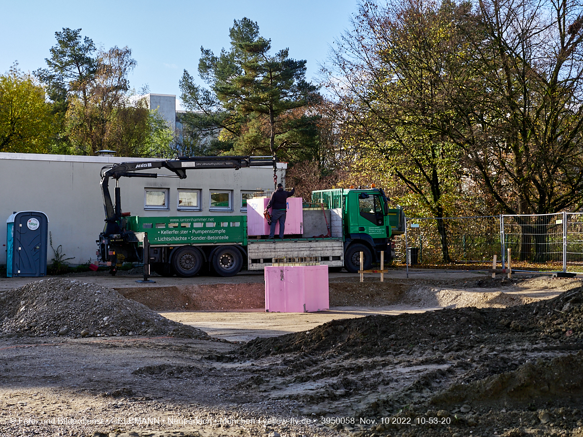 10.11.2022 - Baustelle an der Quiddestraße Haus für Kinder in Neuperlach